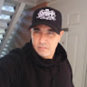 Meet your Posher, Luis